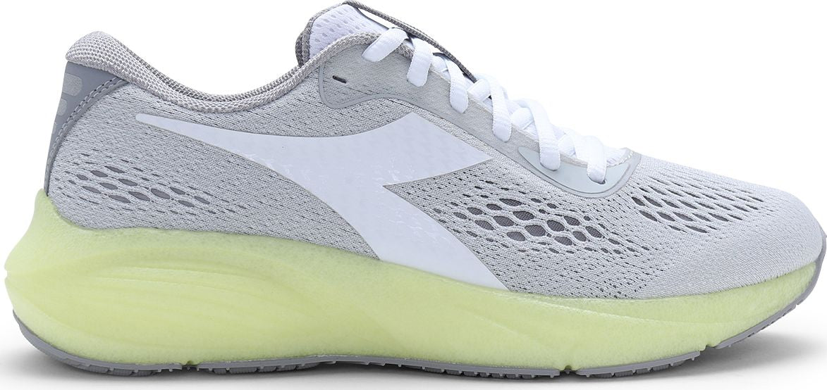 DIADORA Freccia Women's